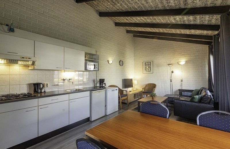 Bungalow 15 64 mrt 0006