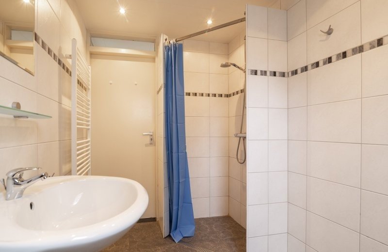 Bungalow 154 6p badkamer