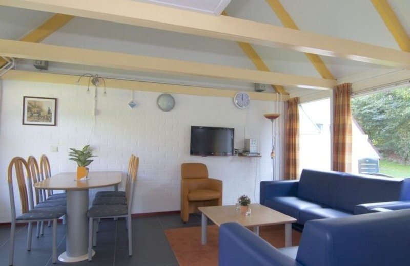 Bungalowparksimpelveldbungalowalpha4woonkamer