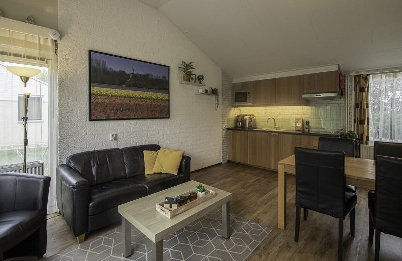 Bungalows 11 04 24 apr 0075